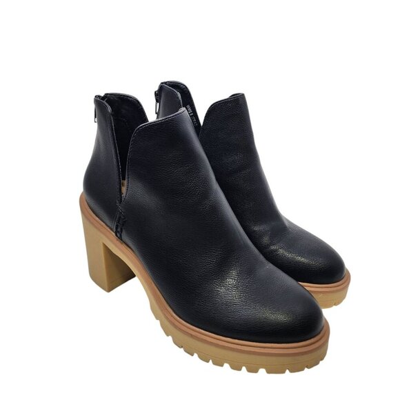 Dolce Vita Shoes - DV Dolce Vita Jerad Boots Lug Sole Faux Leather Booties Women's Size 8 Black
